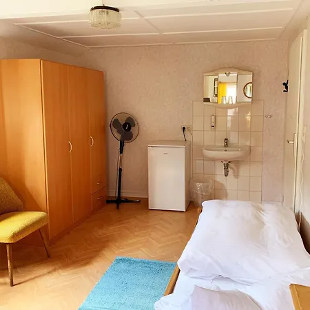 Nicklas * באד שאנדאו